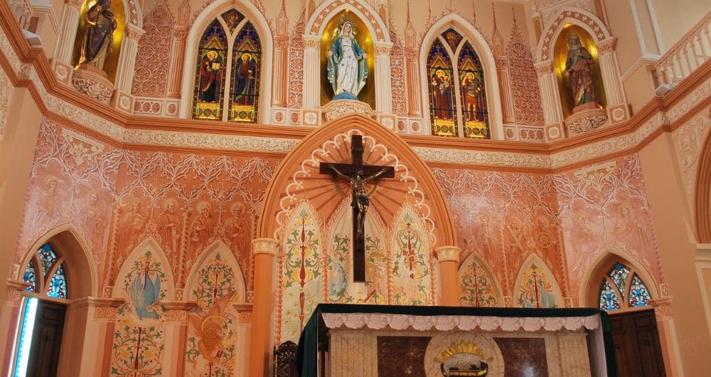 9 Essential Qualities to Look for in a Historic Renovation Contractor