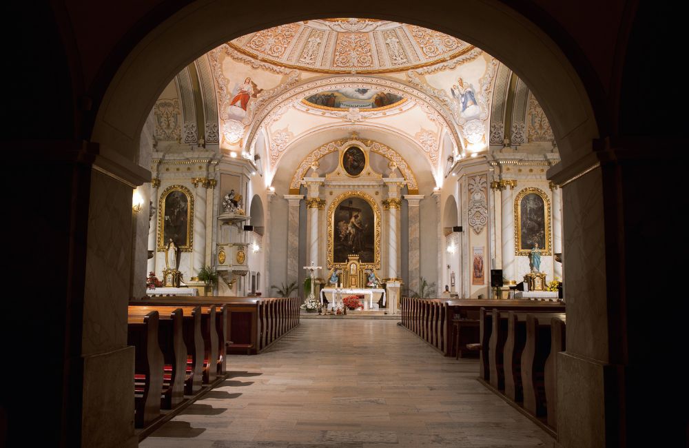 What types of buildings do historical renovation companies typically work on?