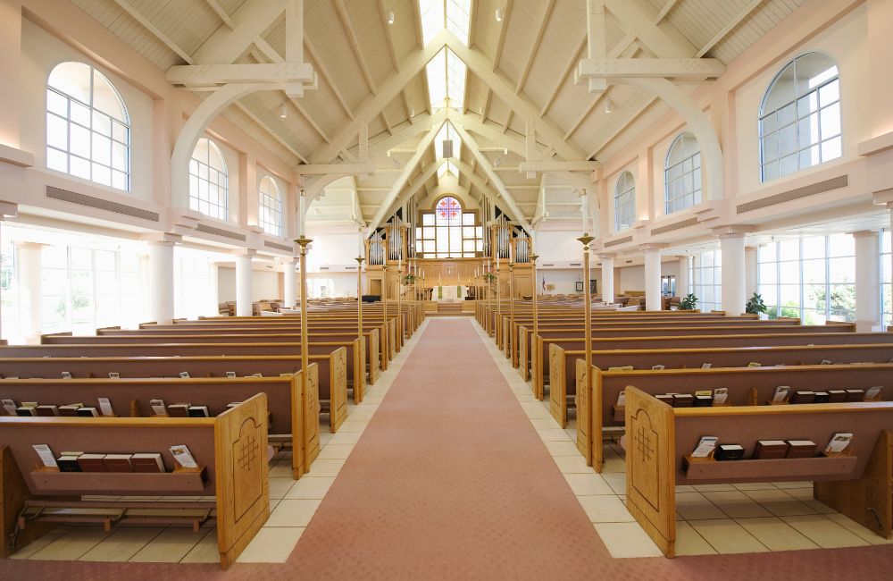 7 Church Design Trends According to a Church Pew Refurbishing Company