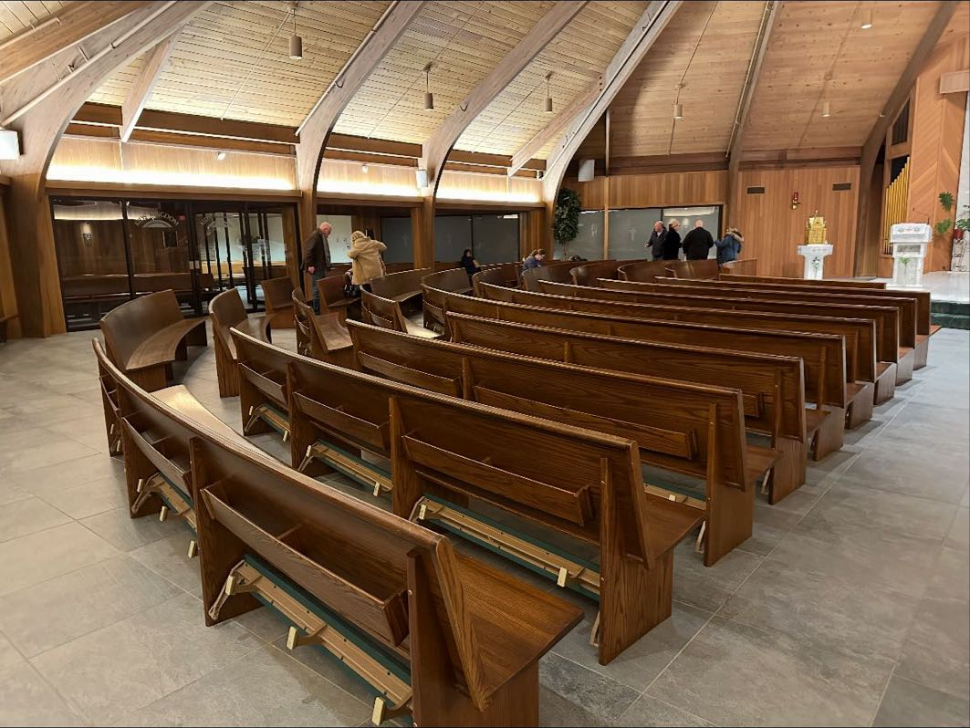 Radius Pews (2009)