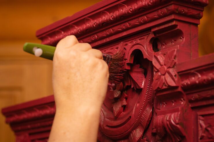 2025 Guide to Pew Refinishing and Chapel Chairs: Costs, Process, and What to Expect
